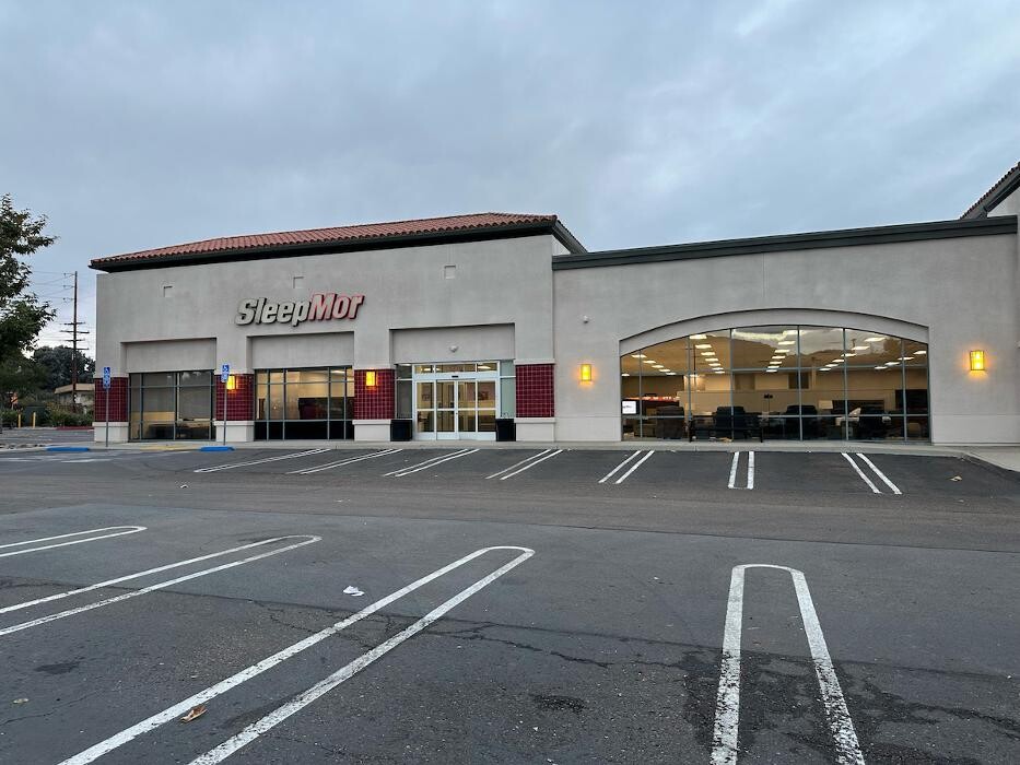 Images SleepMor Mattresses for Less