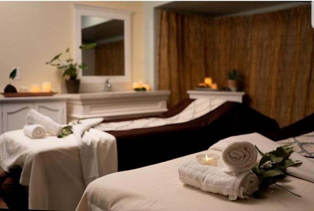 Images Whispering Day Spa