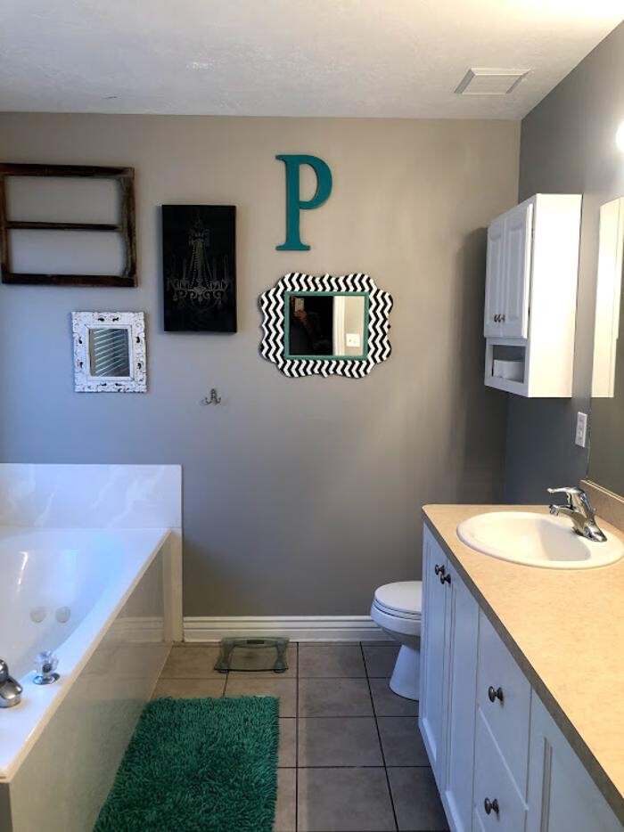 Images StrongHER Home Improvement