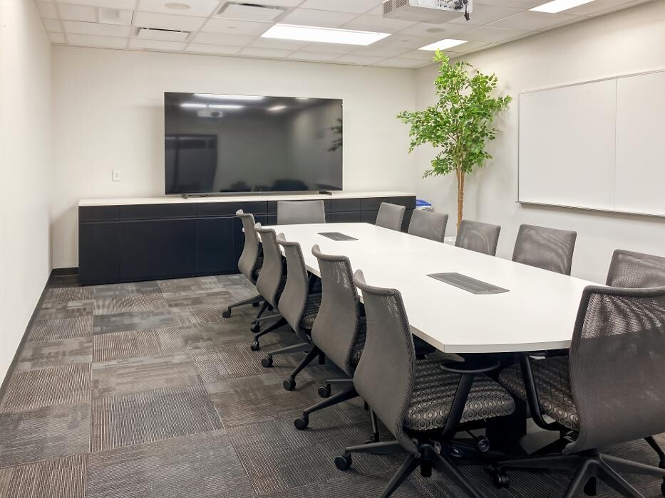 Images Regus Tech Data Drive
