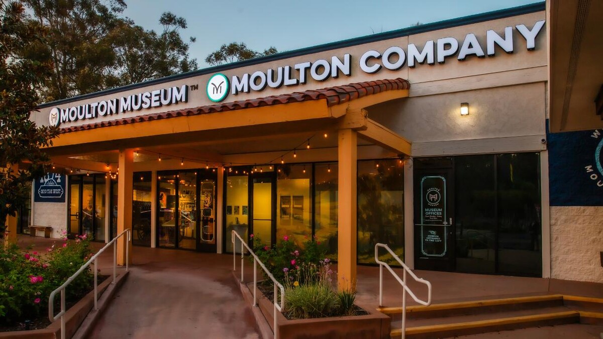 Images Moulton Museum