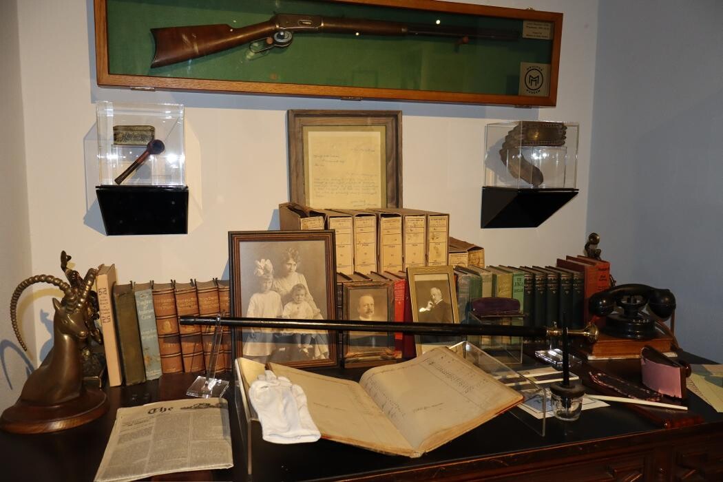Images Moulton Museum