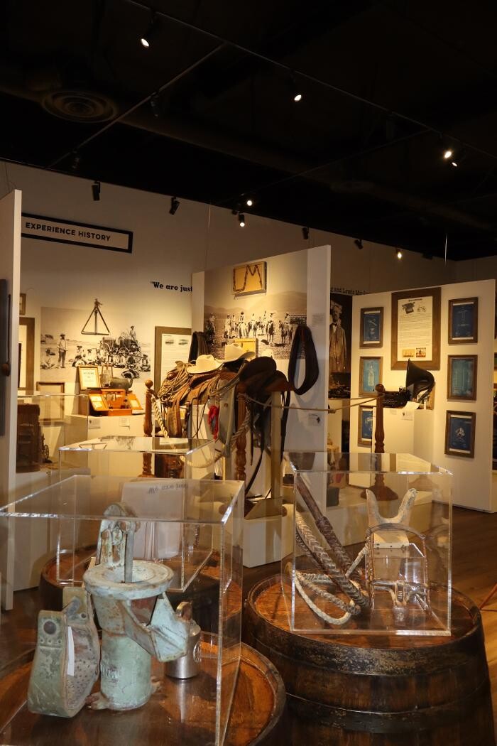 Images Moulton Museum