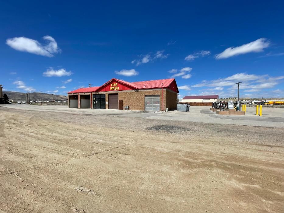 Images Rawlins Eastside Carwash