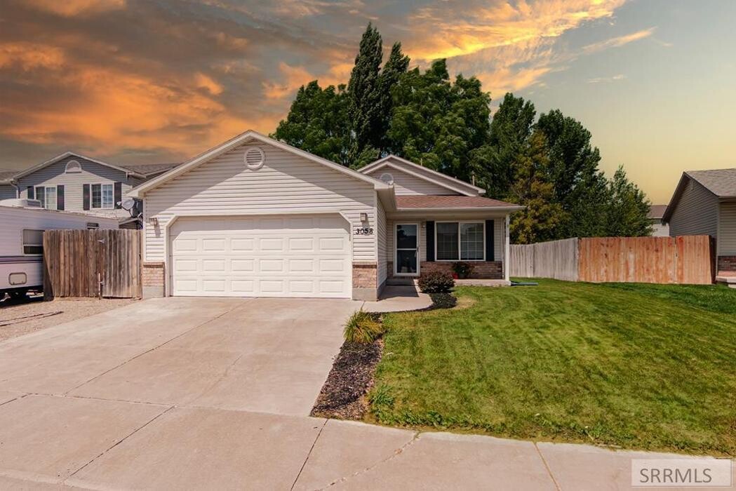 Images Century 21 High Desert