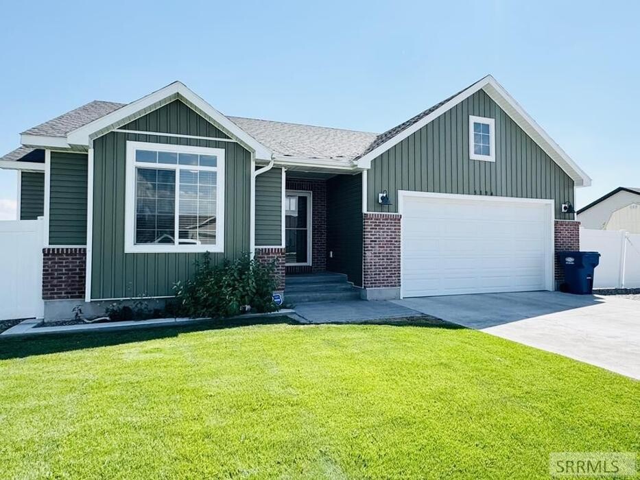 Images Century 21 High Desert