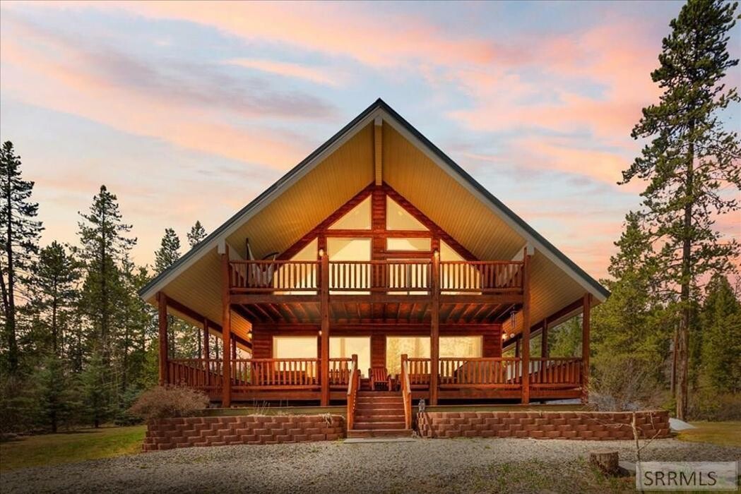 Images Century 21 High Desert