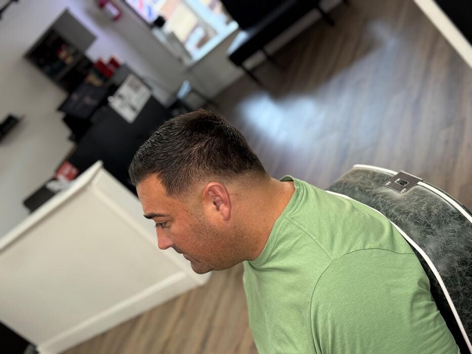 Images Jameson's & Ginger's Barbershop & Salon