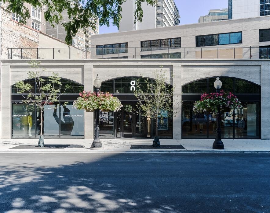 Images On Flagship Store Chicago Rush Street