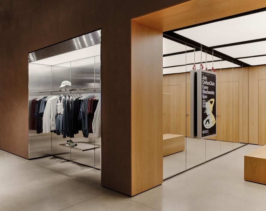 Images On Flagship Store Chicago Rush Street