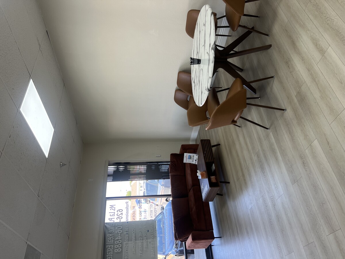 Images Ms. La Puente Real Estate