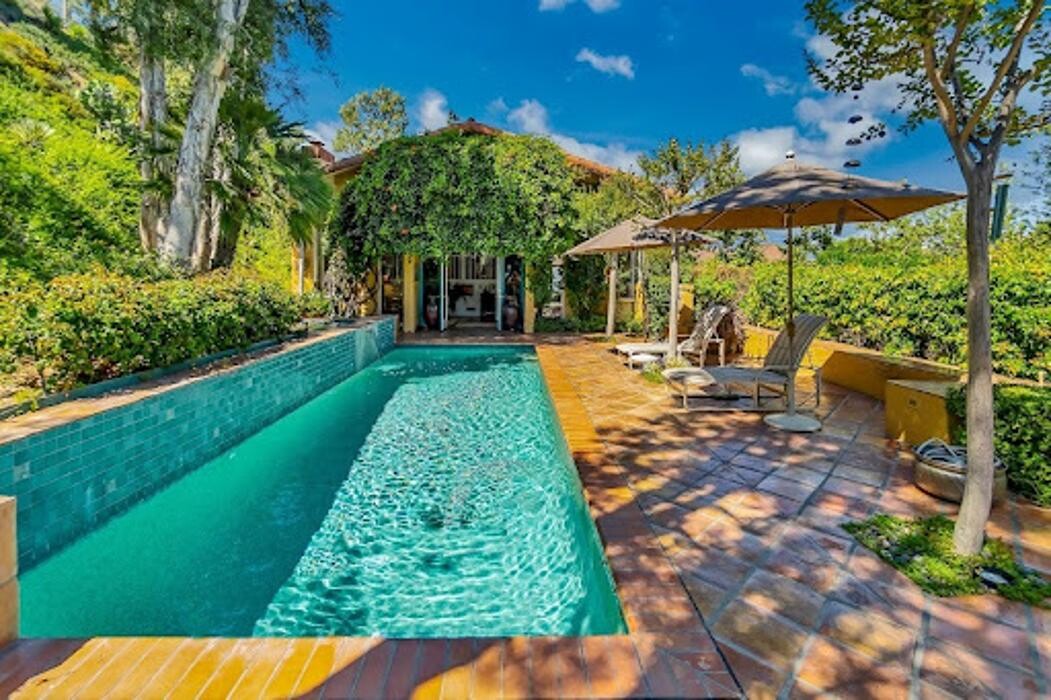 Images Michael B. Bell - Sotheby's International Realty