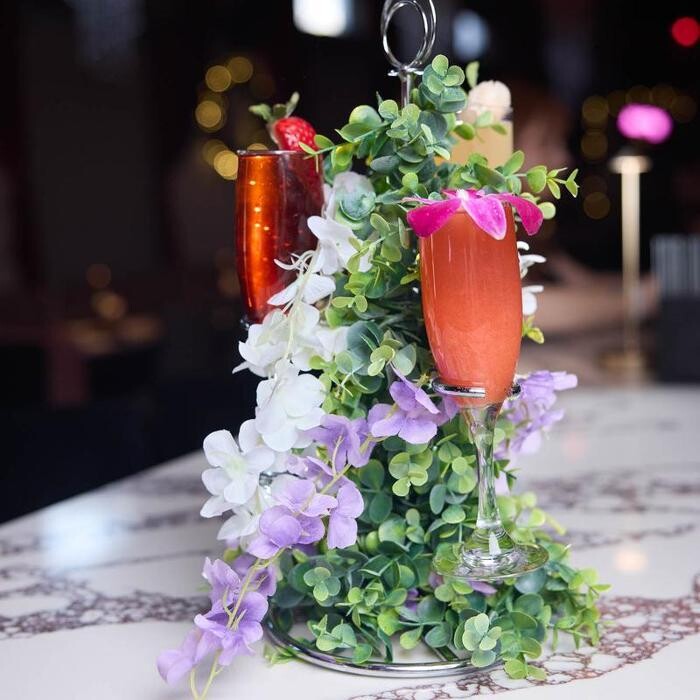 Images Scarlet Lounge & Kitchen