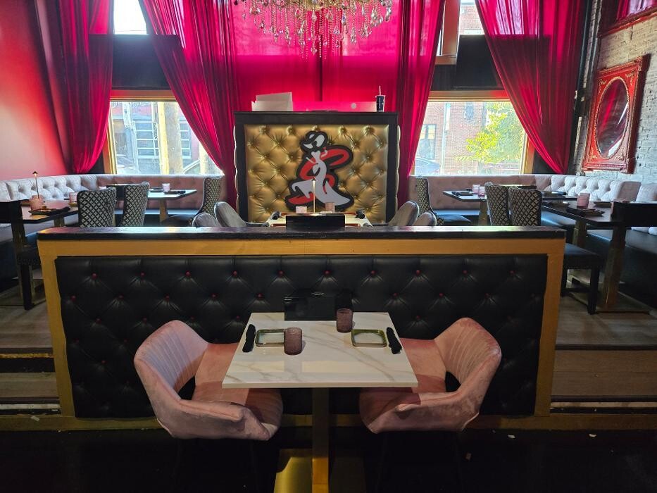 Images Scarlet Lounge & Kitchen
