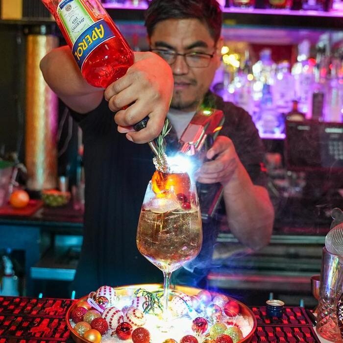 Images Scarlet Lounge & Kitchen