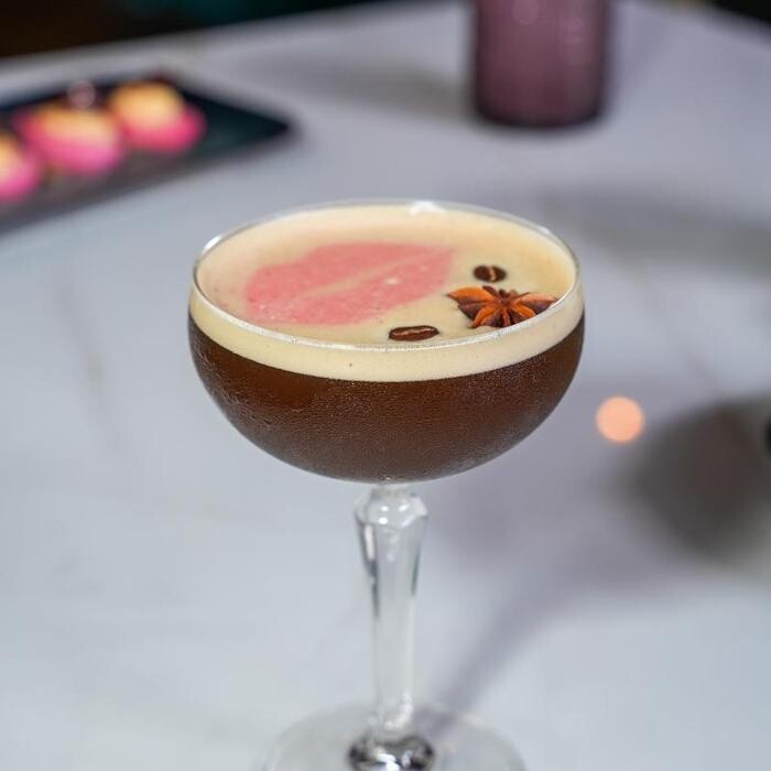 Images Scarlet Lounge & Kitchen