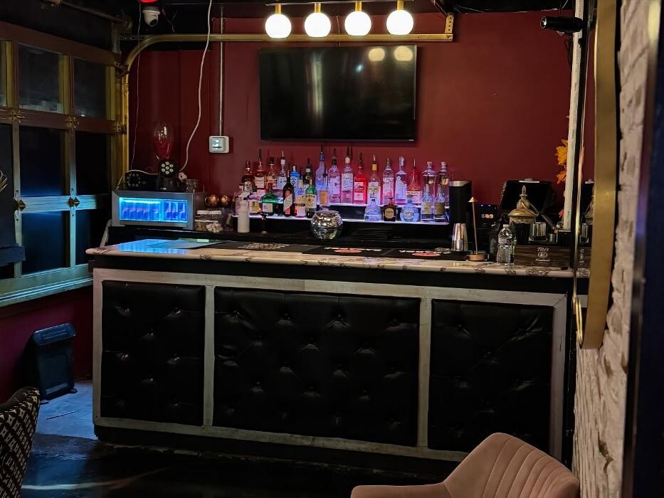 Images Scarlet Lounge & Kitchen