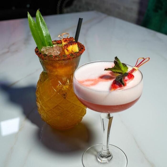 Images Scarlet Lounge & Kitchen
