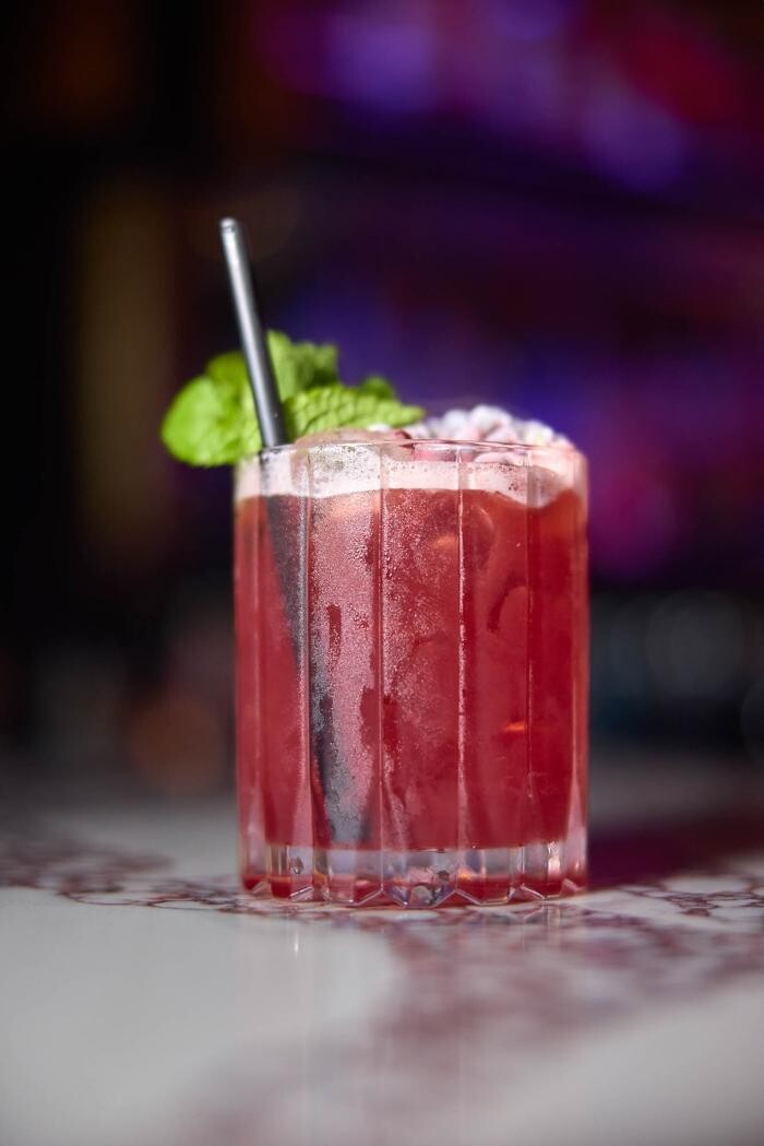 Images Scarlet Lounge & Kitchen