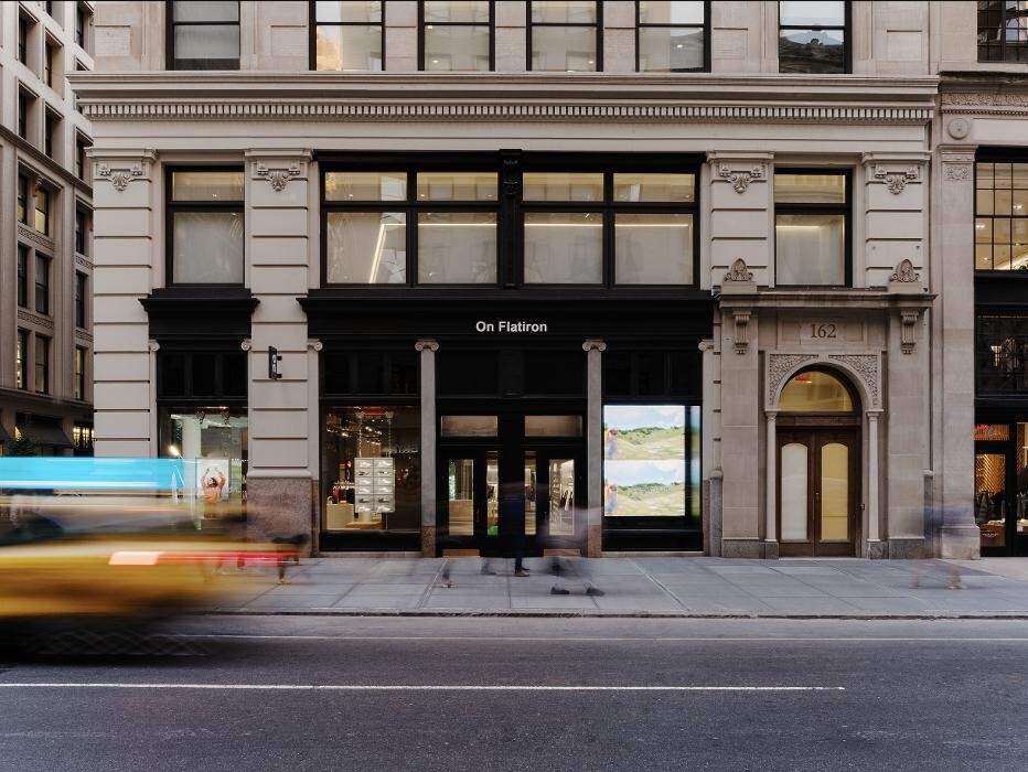 Images On Flagship Store NYC Flatiron