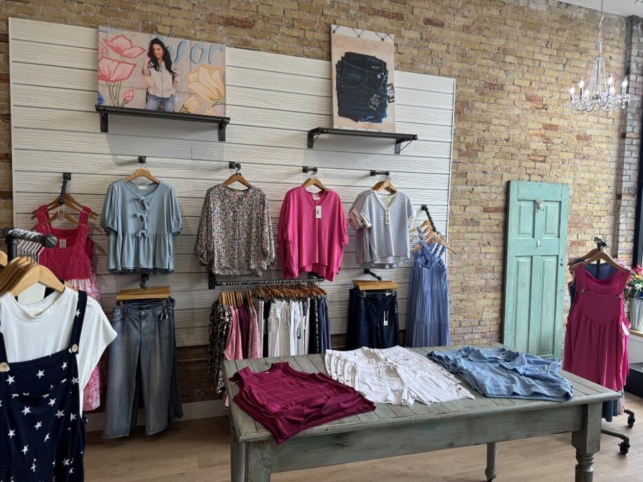 Images Mainstream Boutique Delano