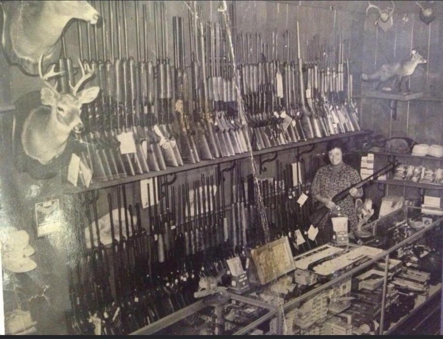 Images Redding's Hardware & Sporting Goods