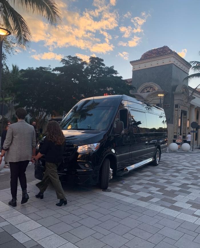 Images Premier Taxi & Limo Service