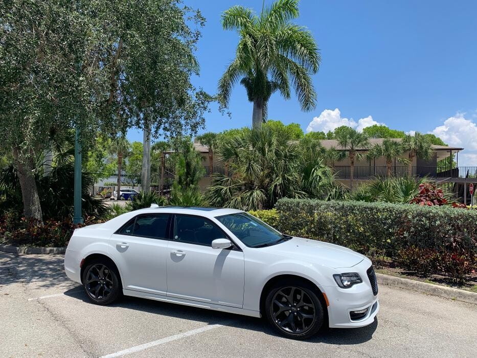 Images Premier Taxi & Limo Service