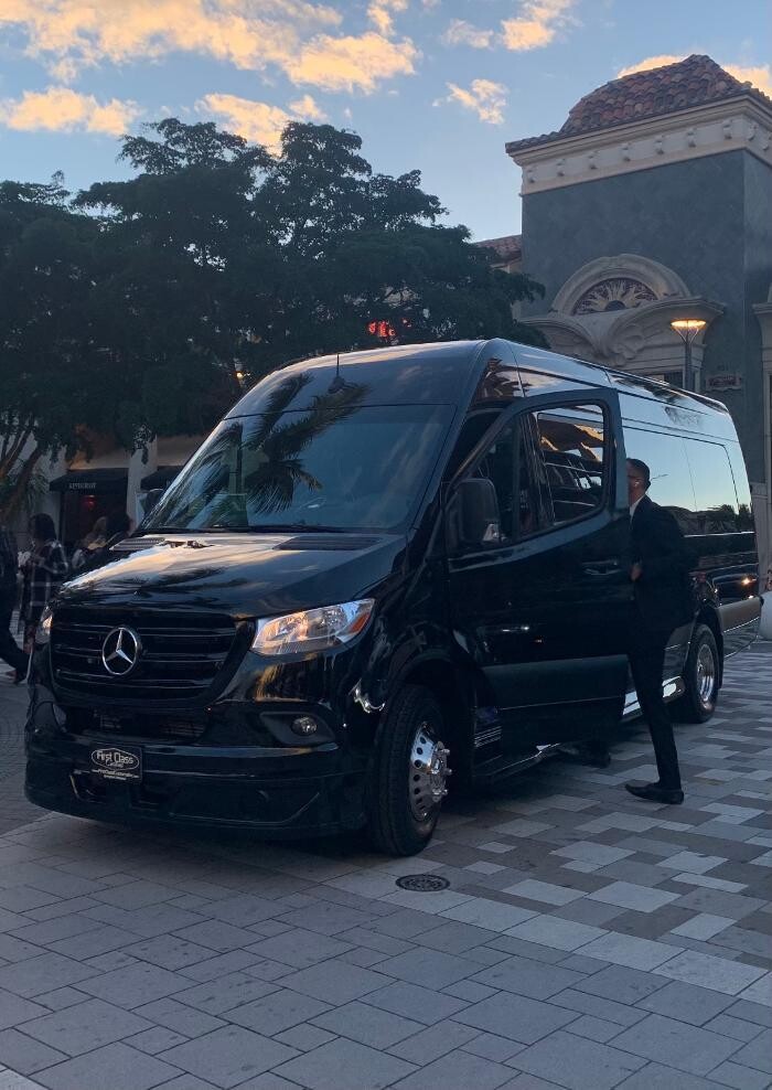 Images Premier Taxi & Limo Service