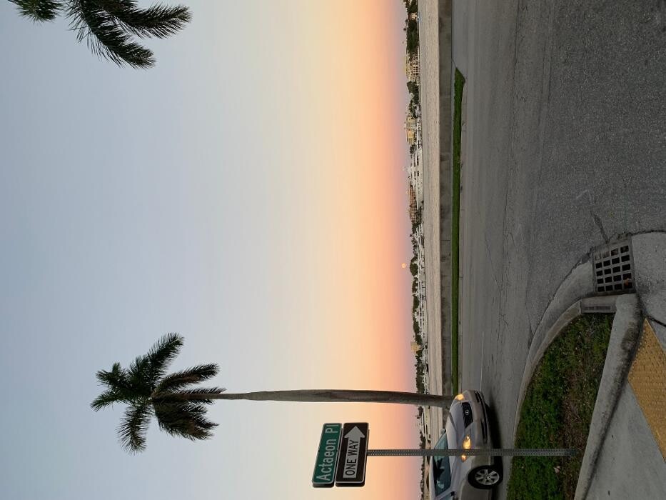 Images Premier Taxi & Limo Service