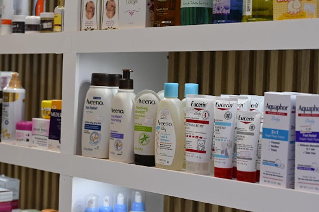 Images FARMACIA LATINA PREMIUM