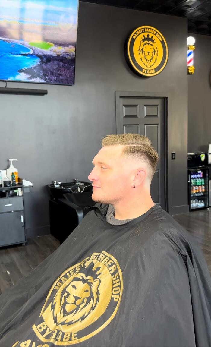 Images Majesty Barbershop