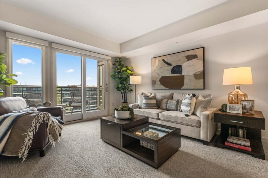 Images Avocet Playa Vista