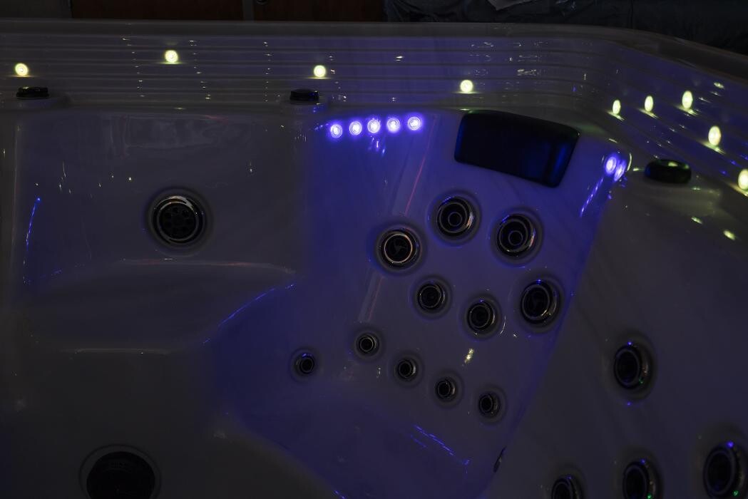 Images Aqua Living Factory Outlets