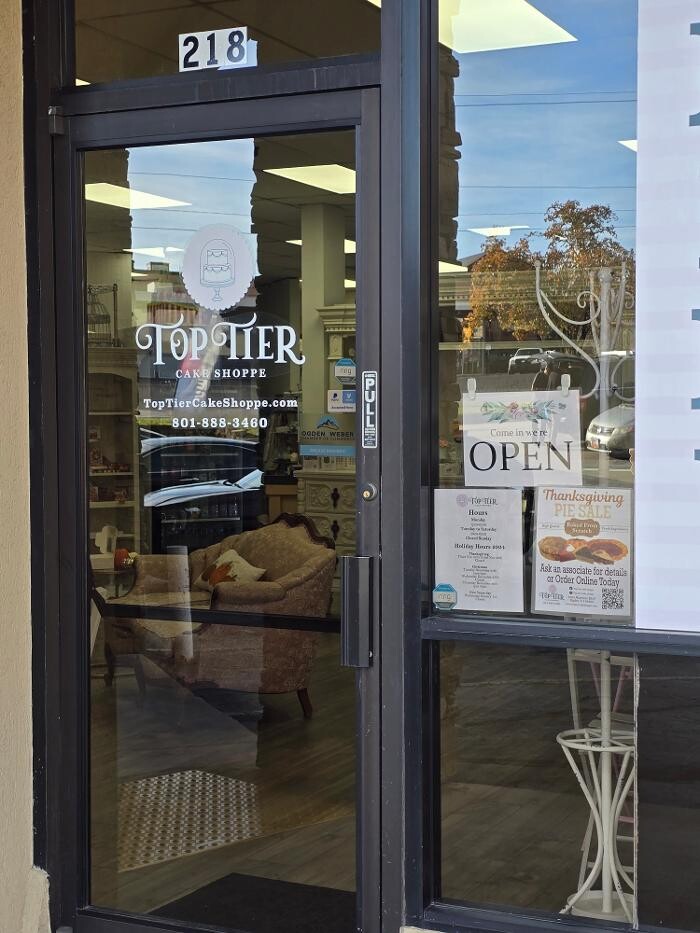 Images Top Tier Cake Shoppe