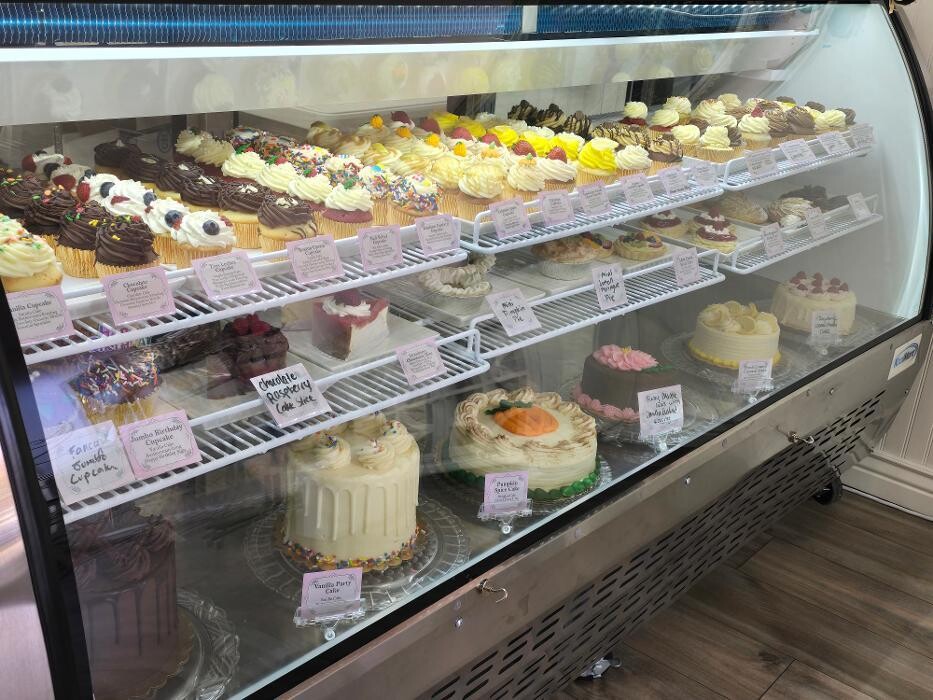 Images Top Tier Cake Shoppe