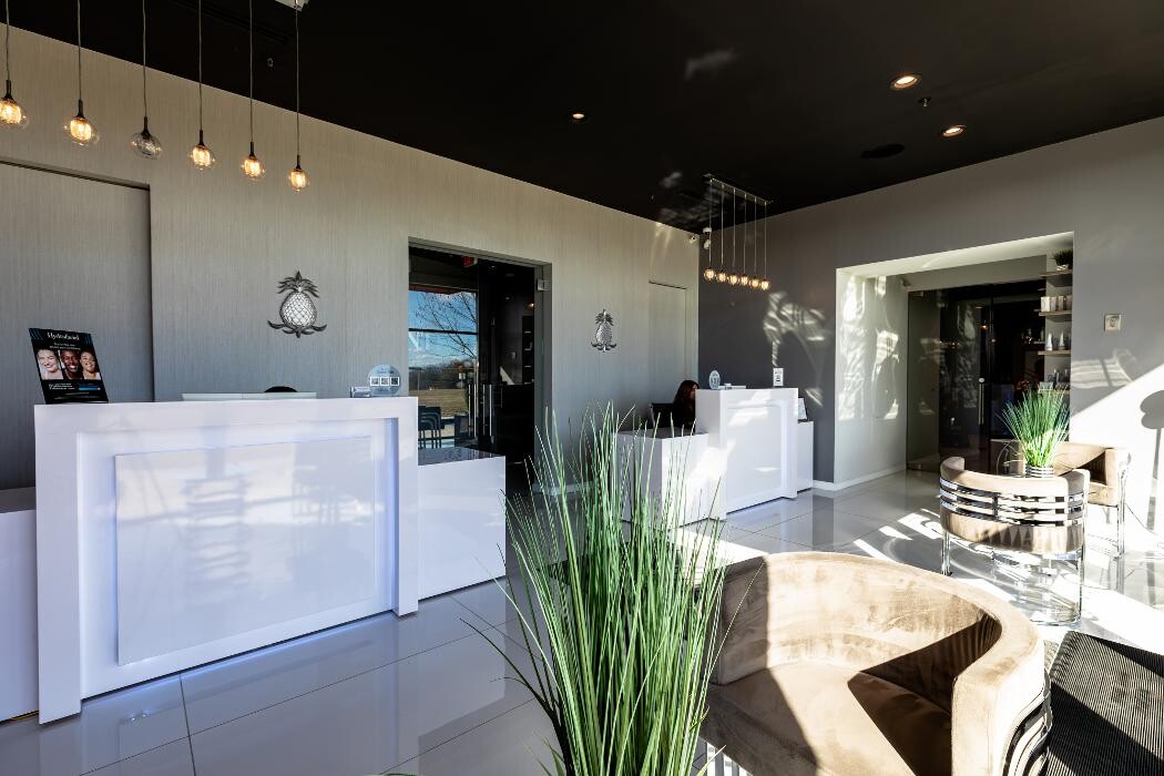 Images Essentials Day & Med Spa