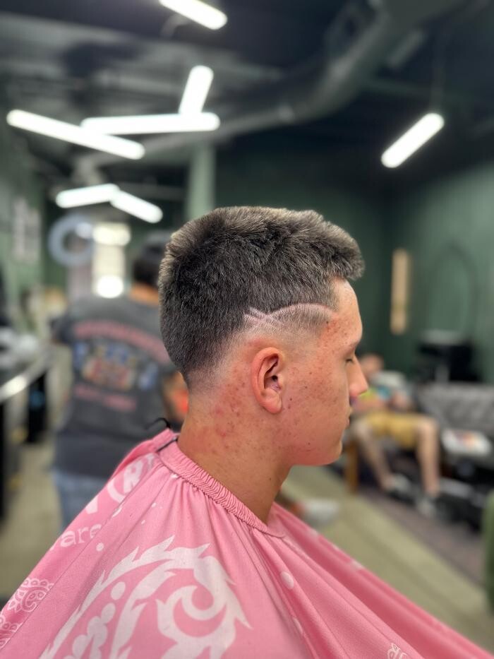 Images Snow Leopard Barbershop - Denver