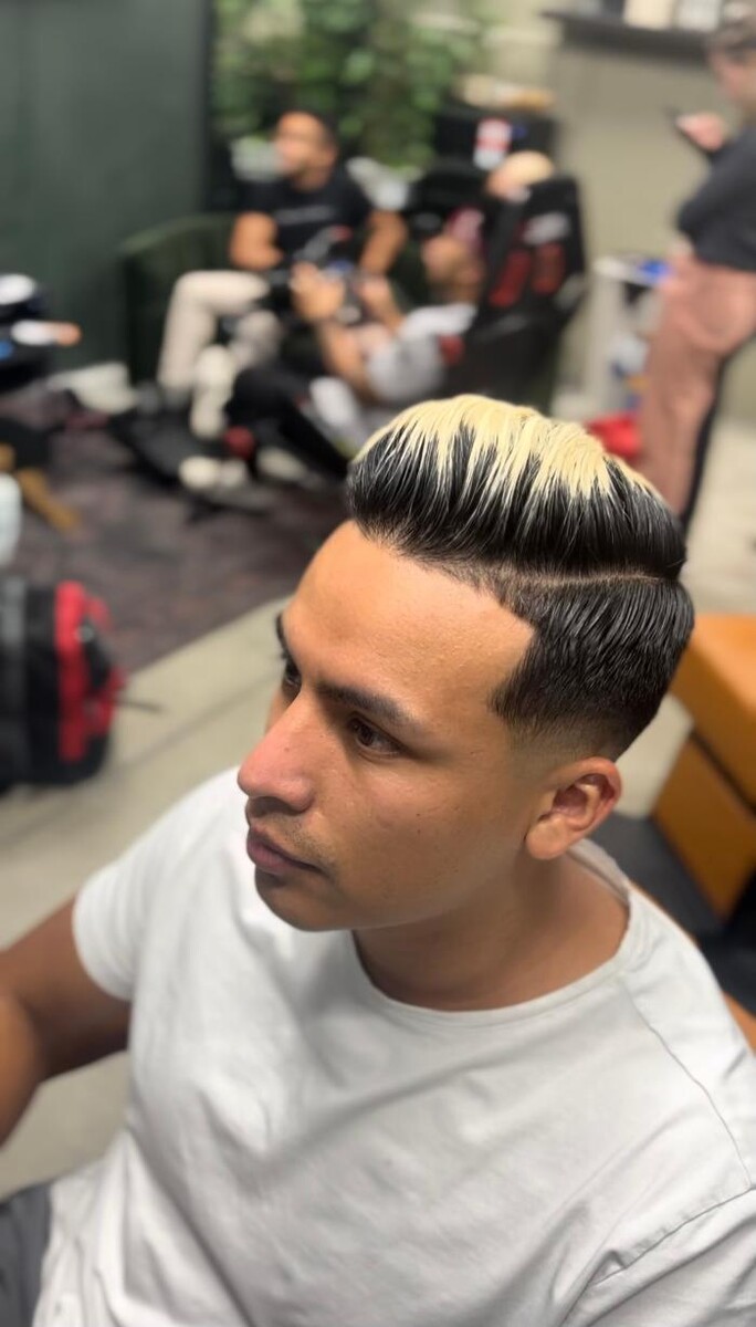 Images Snow Leopard Barbershop - Denver