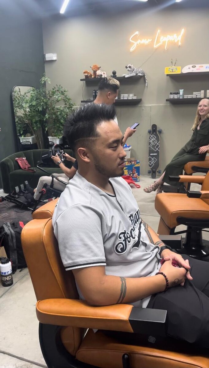 Images Snow Leopard Barbershop - Denver