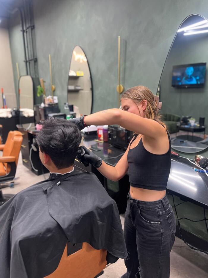 Images Snow Leopard Barbershop - Denver