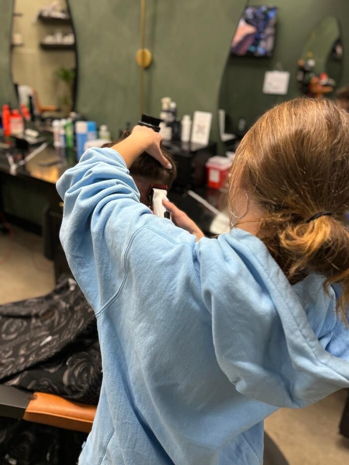 Images Snow Leopard Barbershop - Denver