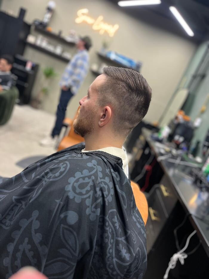 Images Snow Leopard Barbershop - Denver