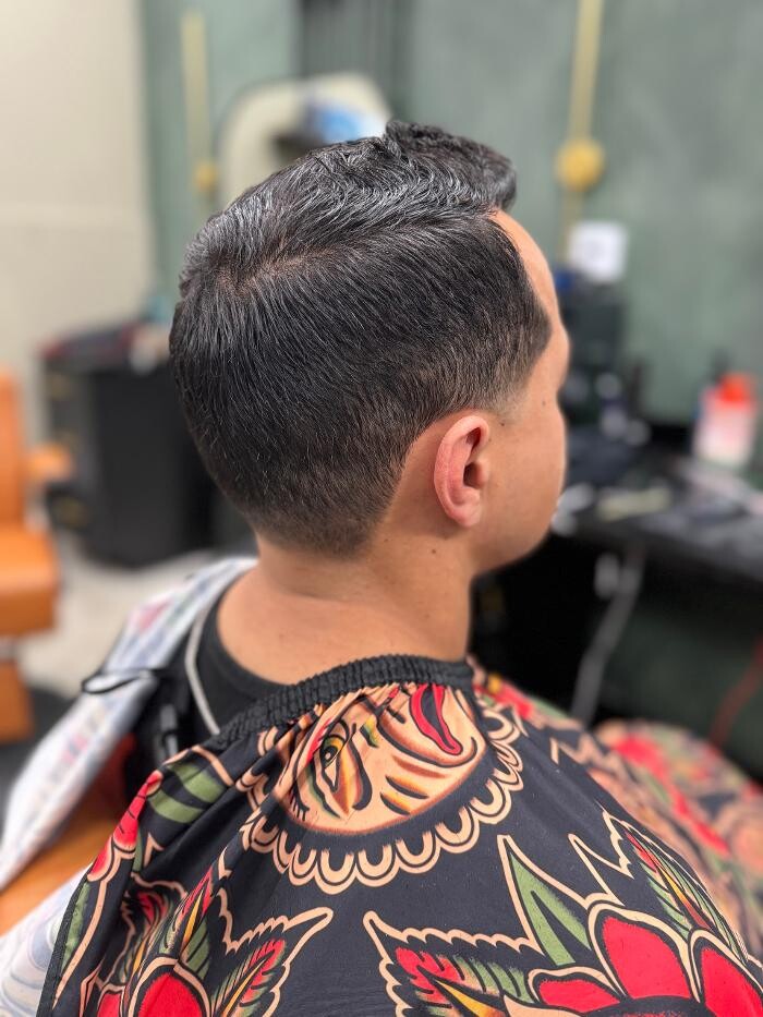 Images Snow Leopard Barbershop - Denver