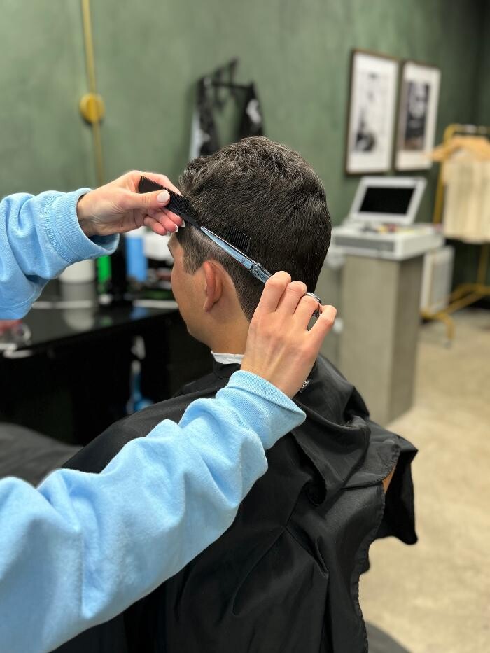 Images Snow Leopard Barbershop - Denver