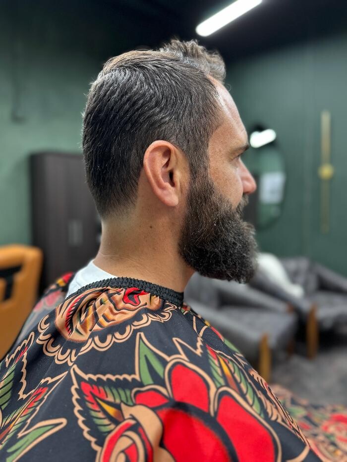 Images Snow Leopard Barbershop - Denver