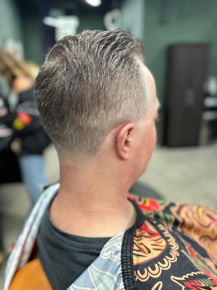 Images Snow Leopard Barbershop - Denver