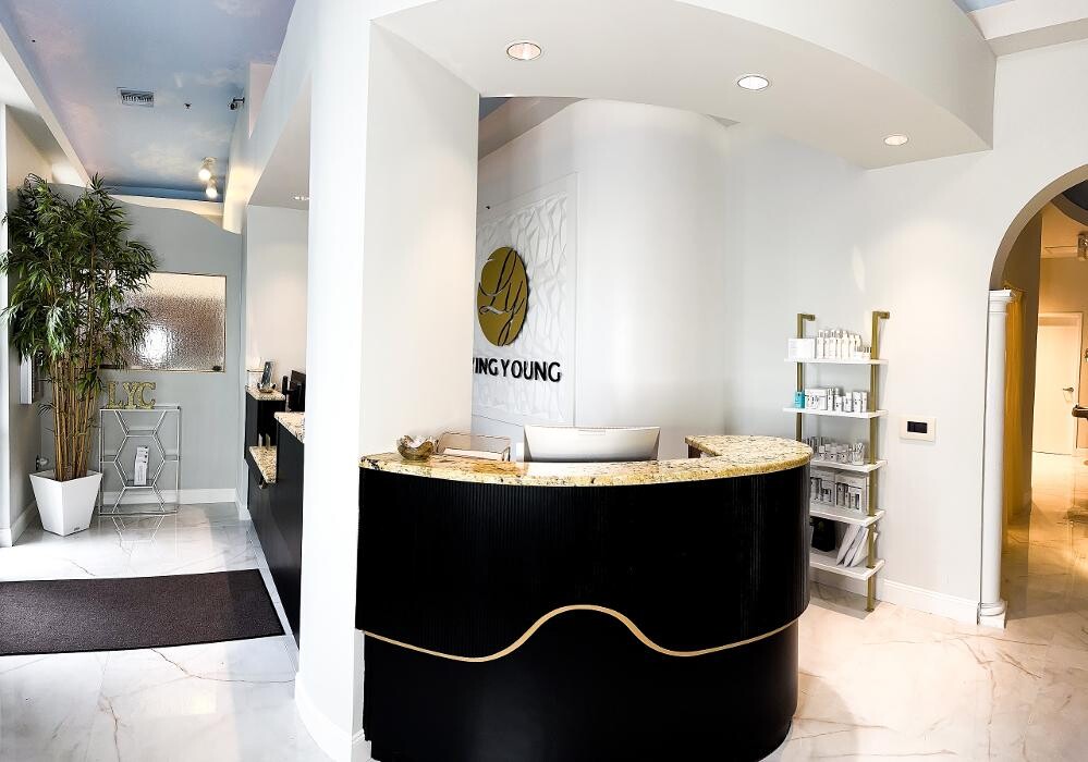 Images LivingYoung Center for Health & Anti-Aging
