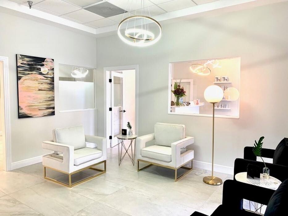 Images LivingYoung Center for Health & Anti-Aging