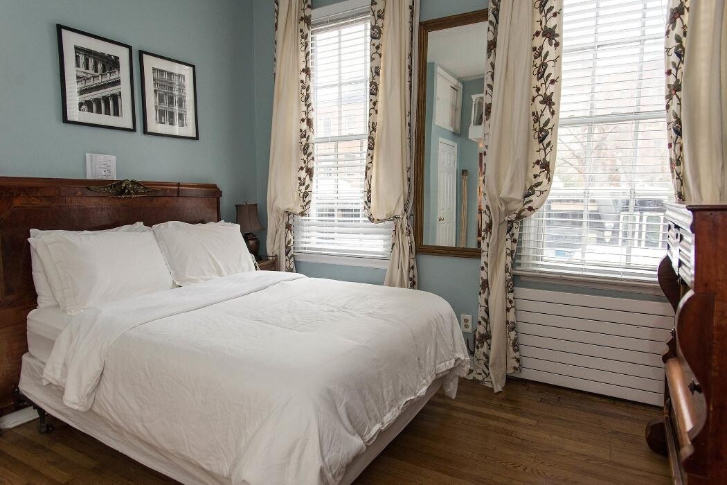 Images Incentra Village House